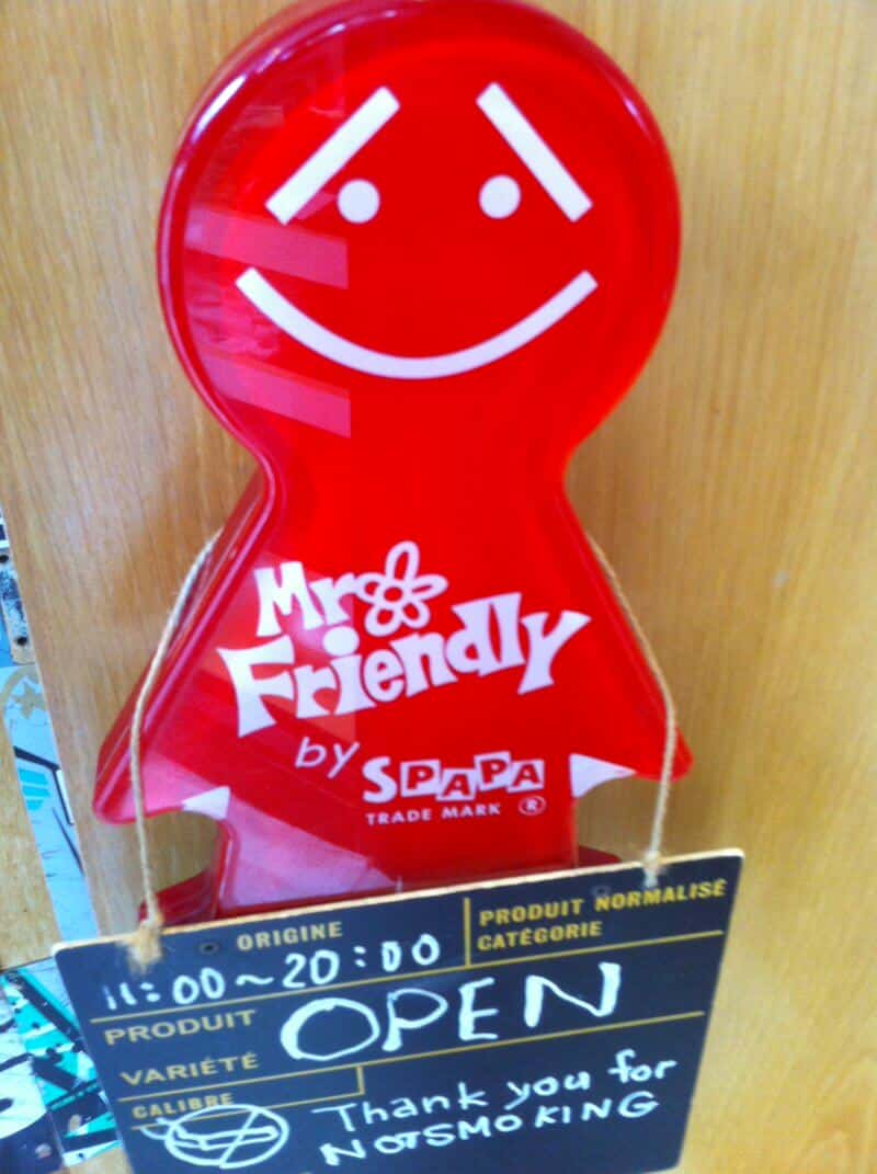 mr-friendly-cafe-tokyo1