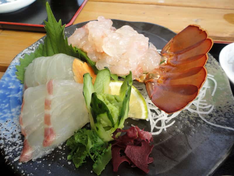 uminaritei ise sashimi