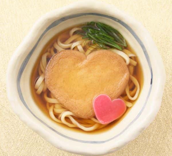 “LOVE Kitsune” อุด้งรูปหัวใจต้อนรับวันวาเลนไทน์ จากร้าน Osawaya