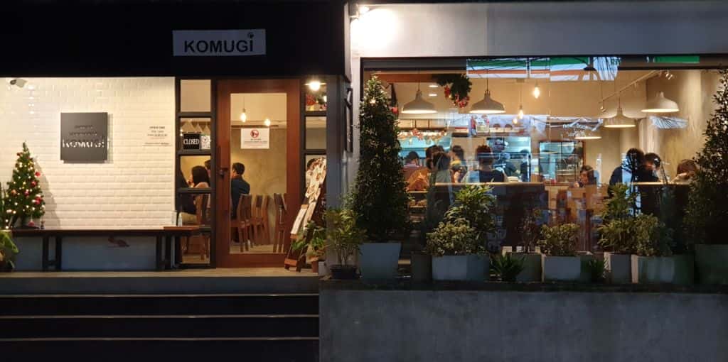 บรรยากาศร้าน Komugi ร้านคาเฟ่อุด้งเส้นสด ย่านพร้อมพงษ์
