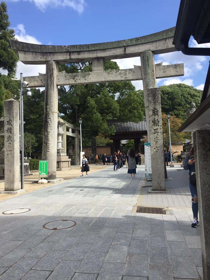 ขอพรเรื่องการเรียน ที่ศาลเจ้าดาไซฟุ Dazaifu Tenmangu Shrine ที่เที่ยวฟุกุโอกะ