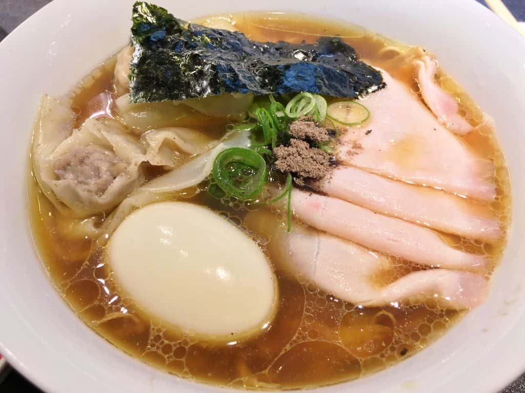 ราเมง ร้าน Japanese Soba Noodles Tsuta ราเมนร้านแรกในญี่ปุ่นที่ได้รับดาวรางวัลมิชลิน (Michelin Star) 