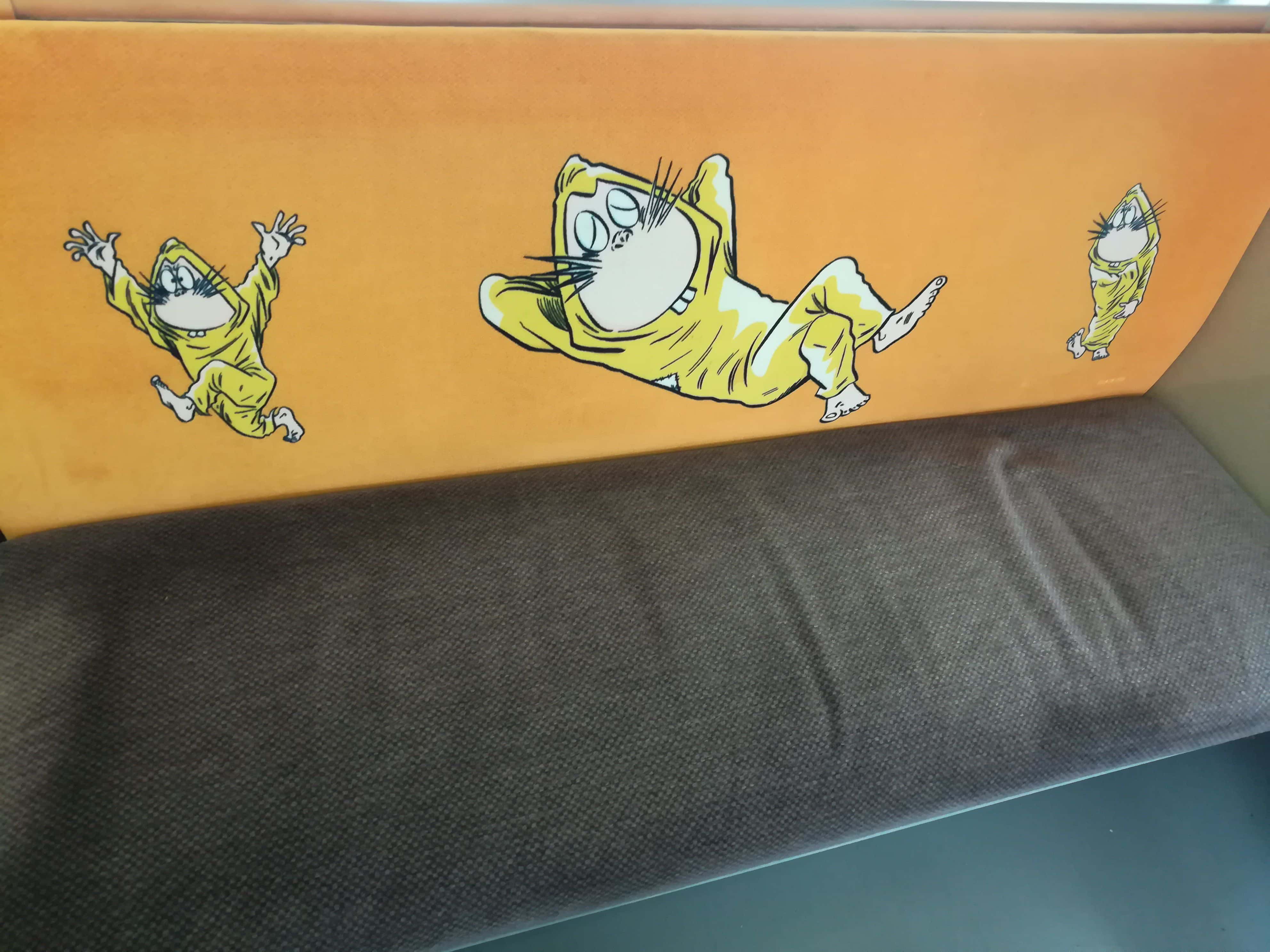 รถไฟตกแต่งด้วยการ์ตูนผีน้อยคิทาโร่