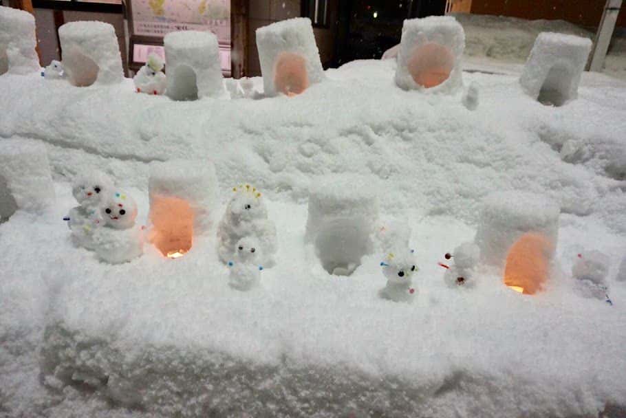 เทศกาลโยโคเตะคามาคูระ(Yokote Kamakura Festival) ในอะคิตะ (akita) การสร้างกระท่อมน้ำแข็งที่เรียกว่า คามาคูระ(kamakura)