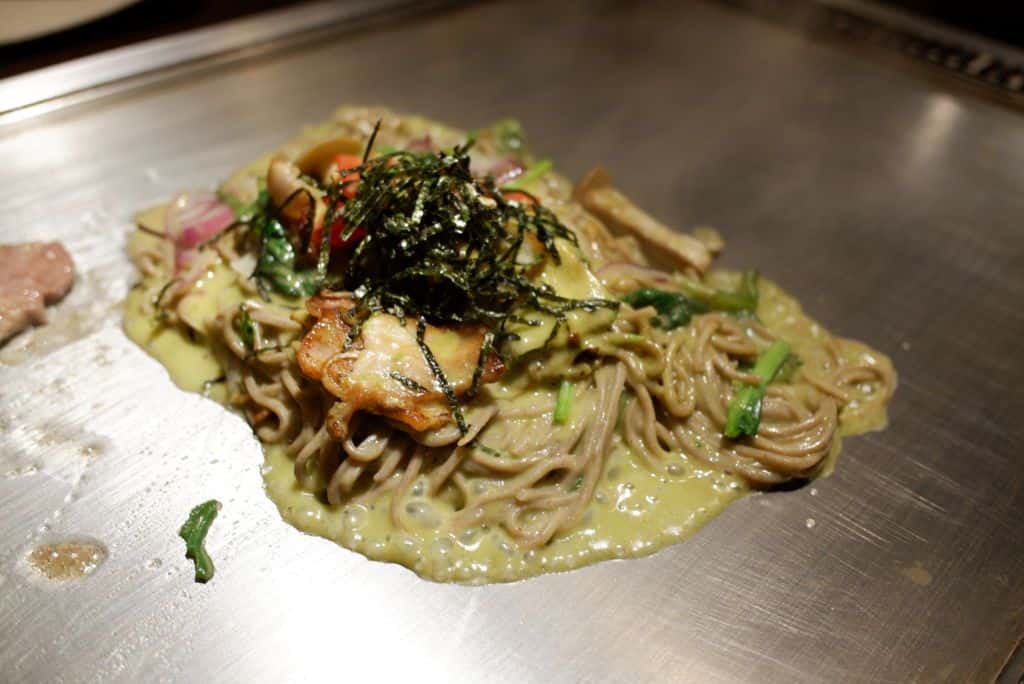 Okonomiyaki Kyo-chabana โอโคโนมิยากิร้านเก่าแก่