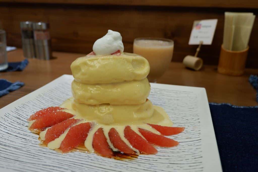 แพนเค้กฟู Grapefruit with Custard Cream Sauce ร้าน Benitsuru Asakusa Tokyo