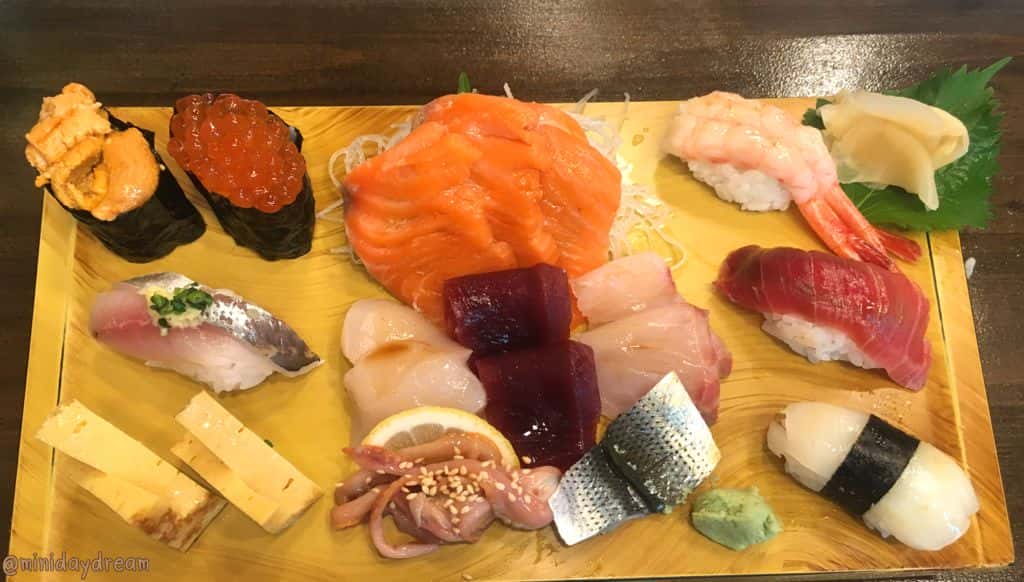 Bentomi Sushi (弁富すし) ตลาดปลาสึคิจิ