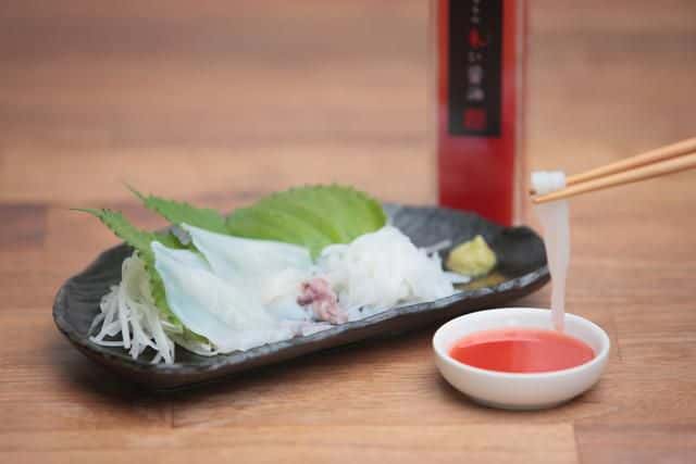โชยุสีแดง [Hachibee Tomato No Akai Shoyu] ครั้งแรกในญี่ปุ่น