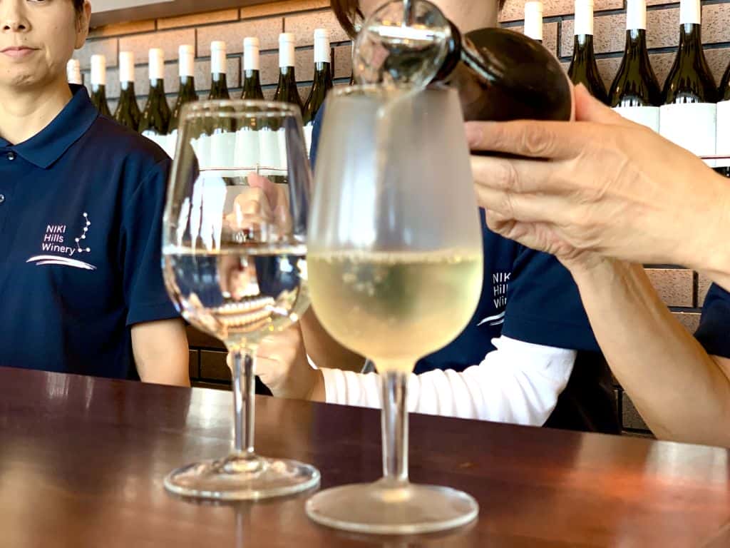 ดื่มด่ำธรรมชาติและไวน์ชั้นดีที่ Niki Hills Winery ฮอกไกโด