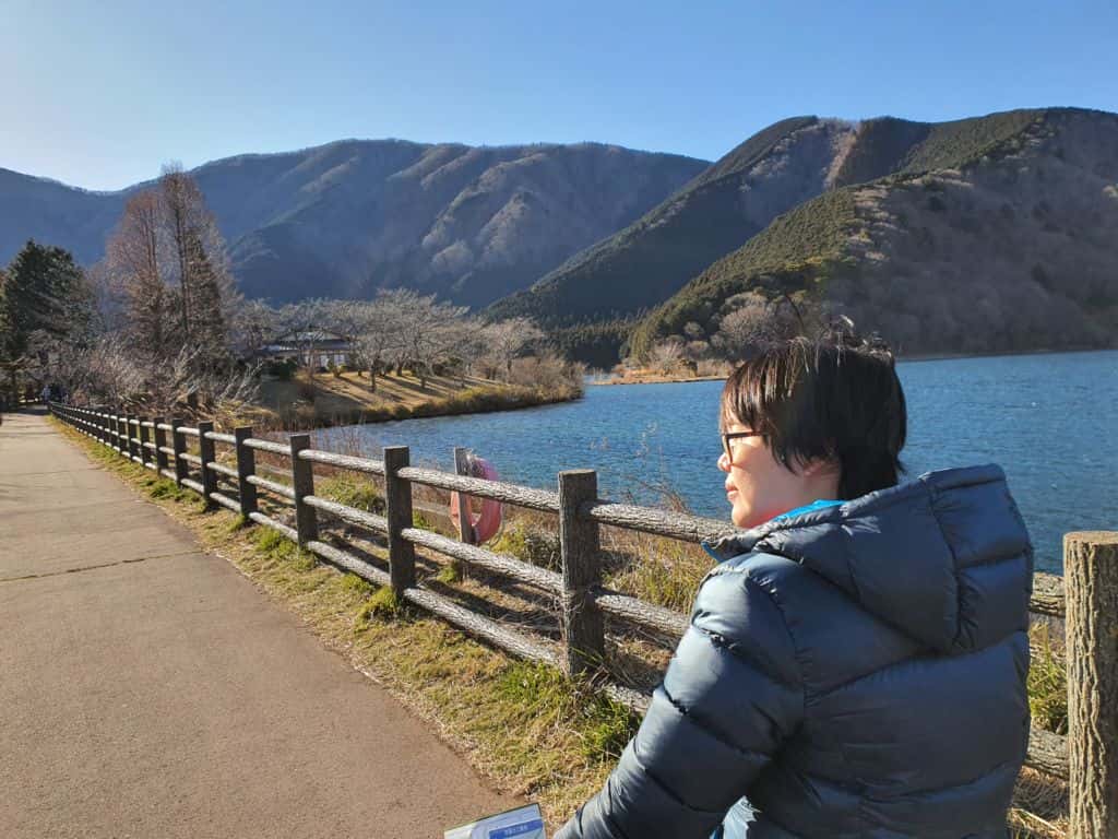 ทะเลสาบทานูกิ (Lake Tanuki) เป็นทะเลสาบใกล้กับภูเขาไฟฟูจิ